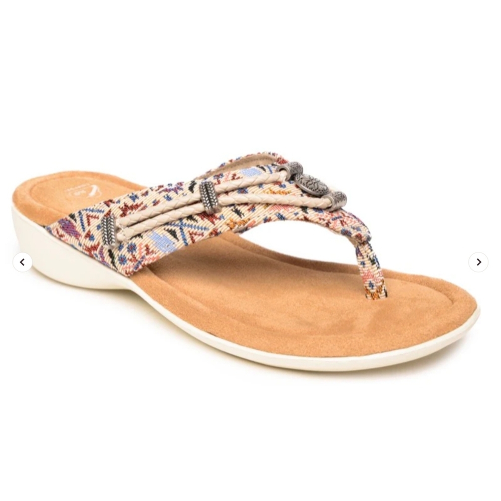 Minnetonka Silverthorne Sandals